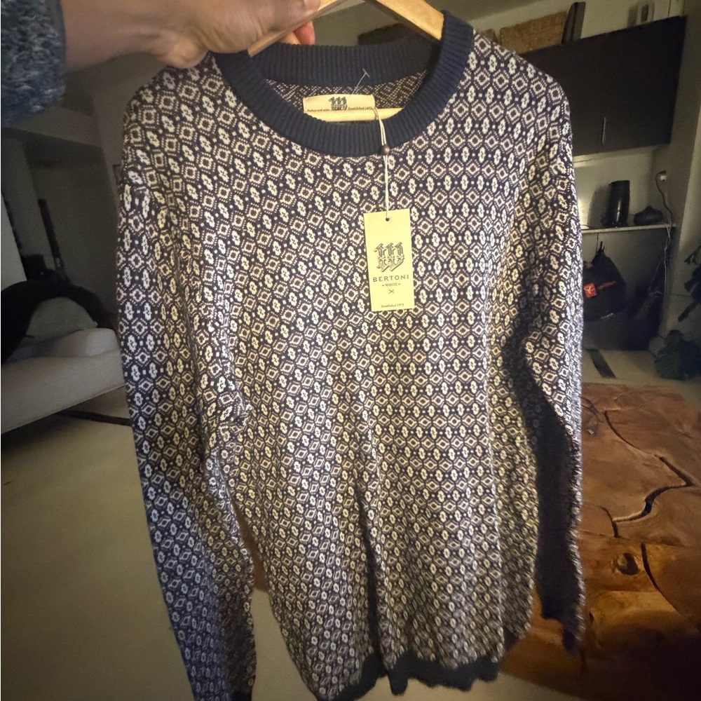 Men's Crewneck Sweater with Geometric Pattern